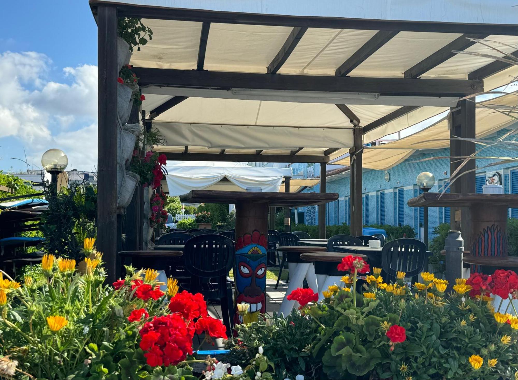 Hotel Bagno Stella Del Mare Марина-ди-Каррара Экстерьер фото
