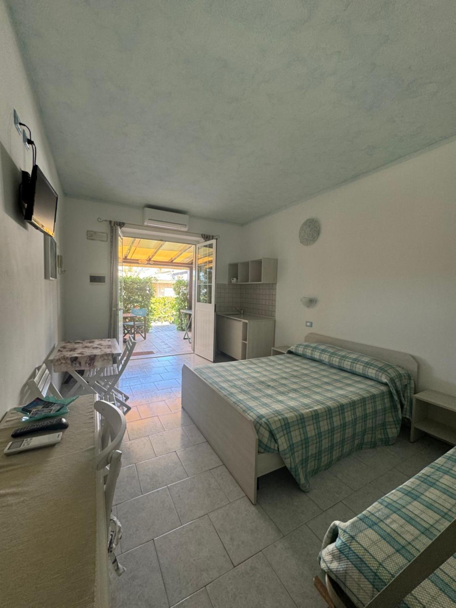 Hotel Bagno Stella Del Mare Марина-ди-Каррара Экстерьер фото